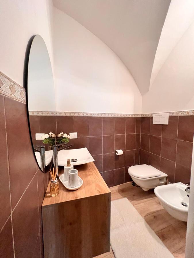 L'Arco Sul Lago • Gold Apartment Castro  Zewnętrze zdjęcie