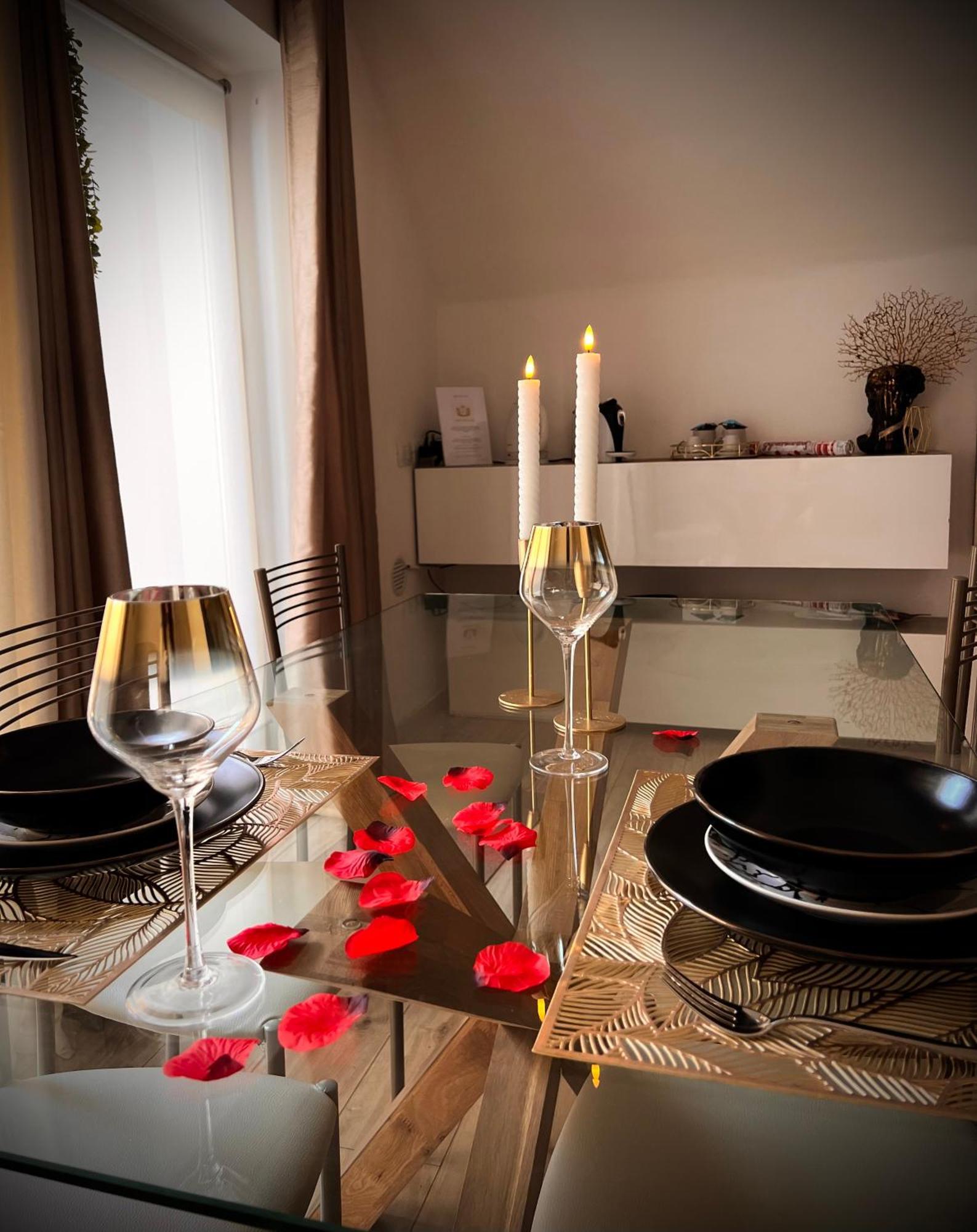 L'Arco Sul Lago • Gold Apartment Castro  Zewnętrze zdjęcie