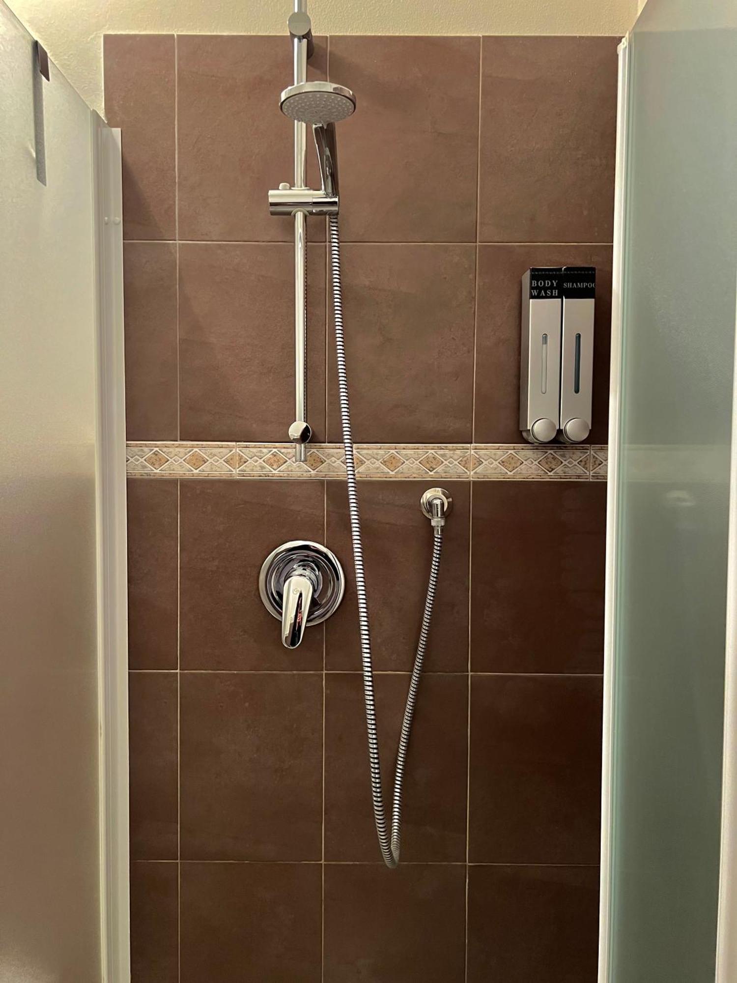 L'Arco Sul Lago • Gold Apartment Castro  Zewnętrze zdjęcie